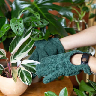 Leaf Cleaning Gloves